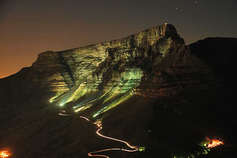 table-mountain-table-mountain-at-night-with-city-lights
