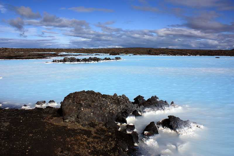 blue-lagoon-due-to-its-richness-in-minerals-like-silica-and-sulphur-blue-lagoon-has-the-reputation