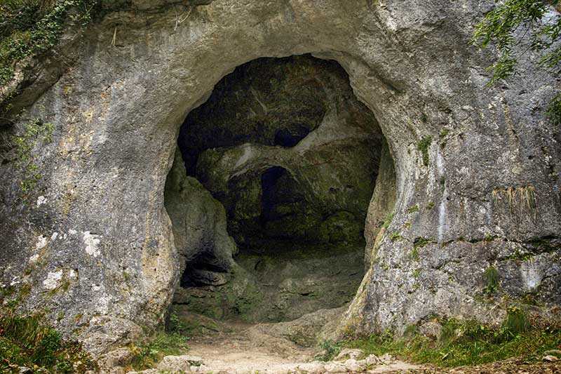 Dove Hole Cave