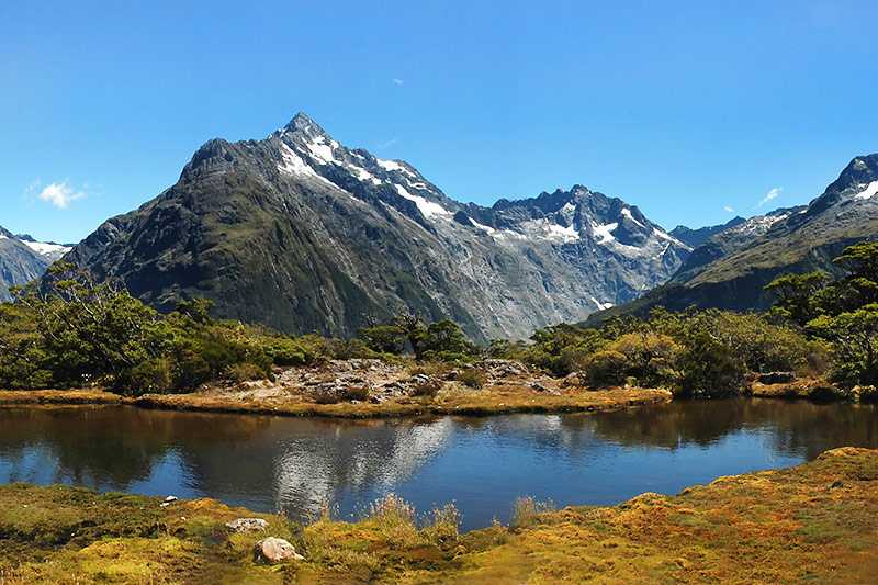 fiordland-national-park-view-from-the-top-of-key-summit-in-milford-sound