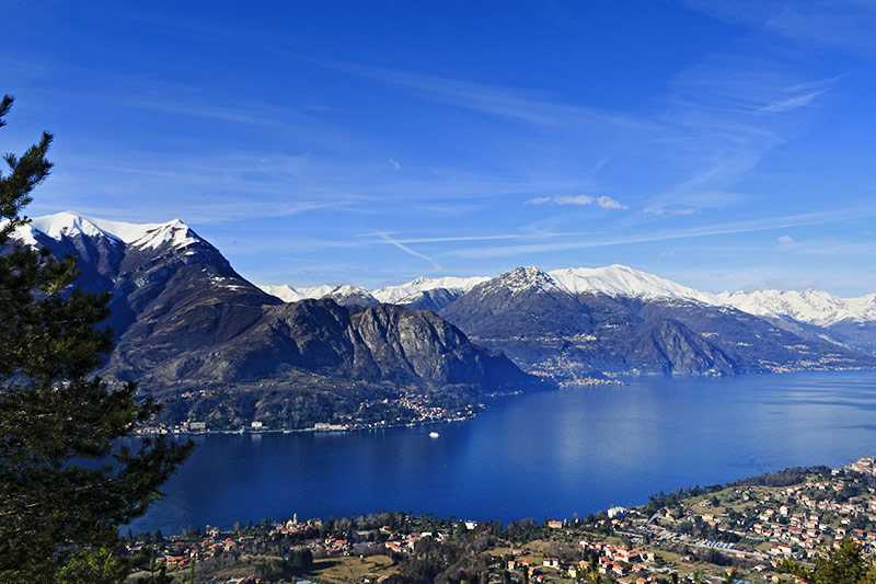 lake-como-the-lake-is-popular-among-aristocrats-and-wealthy-people-many-luxurious-villas-being-found